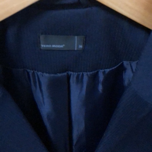 Vero Moda, Navy Blue Blazer, size 36/S - Picture 3 of 4